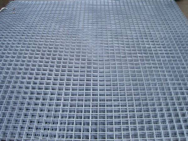 鍍(du)鋅(xin)電(dian)銲(han)網(wang)3